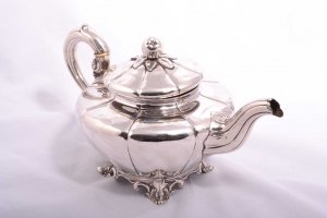 Exquisite Antique Victorian Silver Teapot 1842 | Ref. no. 03700 | Regent Antiques
