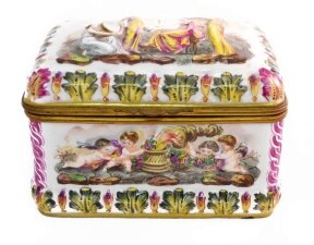 Vintage Italian Capodimonte Porcelain Casket | Ref. no. 04900 | Regent Antiques