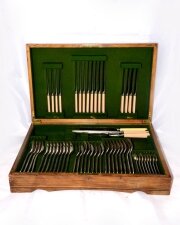 Antique Mappin & Webb Canteen x 8 Silver Plated Cutlery | Ref. no. 05113 | Regent Antiques