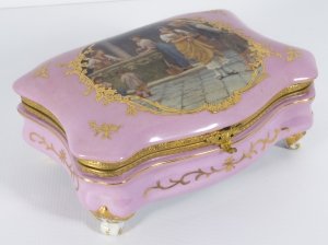 Superb Sevres Style Gilded Pink Porcelain Casket | Ref. no. 06175 | Regent Antiques