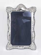 Vintage Classic Large Stylish Sterling Silver Photo Frame | Ref. no. 07730 | Regent Antiques