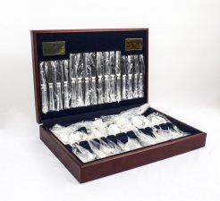 Vintage 58 piece canteen | Ref. no. 07793 | Regent Antiques