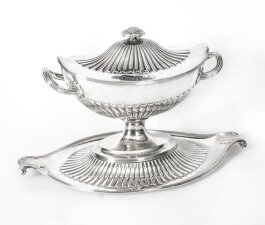 Antique Paul Storr Sterling Silver Soup Tureen and stand 1794 Antique Paul Storr Sterling Silver Soup Tureen and stand 1794 | Ref. no. 08175 | Regent Antiques