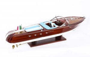 Vintage model of a Riva Aquarama Limited Edition. speedboat  20th Century | Ref. no. 09478a | Regent Antiques