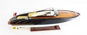 Vintage  Riva Aquarama Speedboat Model with Cream Interior 20th Century | Ref. no. 09533gWI | Regent Antiques