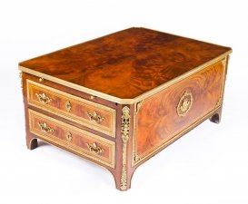 Vintage Flame Mahogany and Ormolu Mounted Coffee Table Theodore Alexander 20th C Vintage Flame Mahogany and Ormolu Mounted Coffee Table Theodore Alexander 20th C