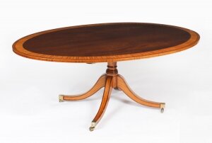 Vintage 6 ft 3& 34 Oval Mahogany Dining Table by William Tillman 20th Century