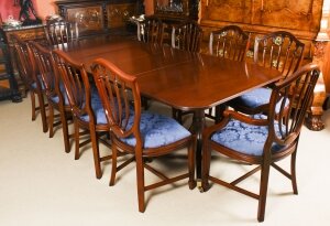 Vintage 8ft Dining Table by William Tillman & 10 Hepplewhite chairs 20th C