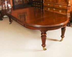 Antique 10ft Victorian Flame Mahogany Extending Dining Table 19thC