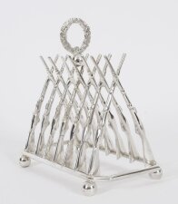 Vintage Large Silver Plated Crossed Rifles Toast Rack 20th Century