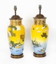 Antique Pair Japanese Satsuma Taizan Period Vases 19th Century