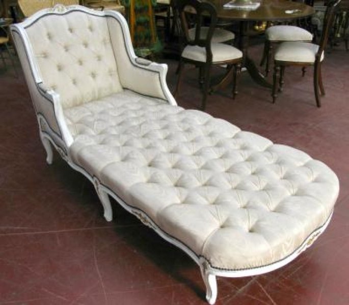 Gorgeous Louis XV Painted Gilded Day Bed | Ref. no. 00187 | Regent Antiques