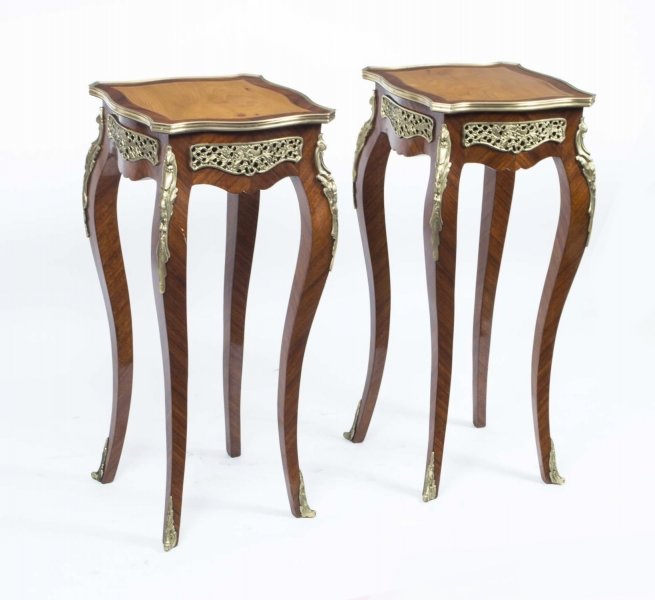 Exquisite Pair Walnut Side Occasional Tables Pedestals | Ref. no. 00253 | Regent Antiques