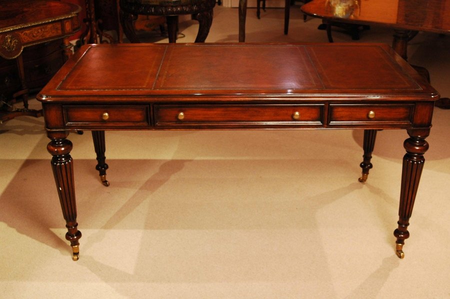 Elegant Gillows Style Mahogany Writing Table Desk | Ref. no. 00775 | Regent Antiques