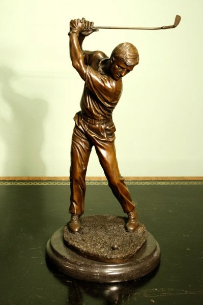 Superb Bronze Golfer - The Perfect Swing | Ref. no. 01289 | Regent Antiques