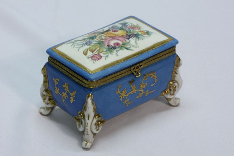 Dresden Style Porcelain Hand Painted Jewellery Casket | Ref. no. 01375celeste | Regent Antiques
