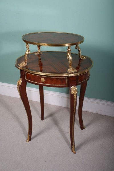 Elegant French Walnut & Rosewood Oval Etagere What-not | Ref. no. 01483 | Regent Antiques