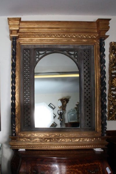 Beautiful Moroccan Themed Giltwood Column Mirror | Ref. no. 01625 | Regent Antiques
