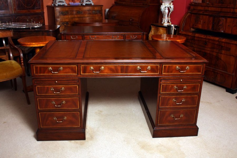 Large Victorian Style Flame Mahogany Pedestal Desk | Ref. no. 01932 | Regent Antiques