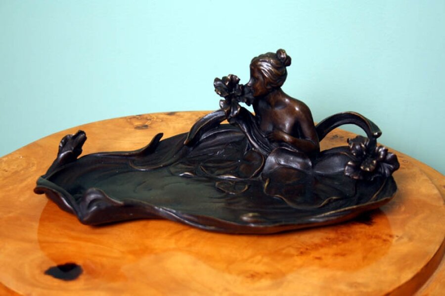 Elegant Bronze Art Nouveau Card or Pen Tray | Ref. no. 01997 | Regent Antiques