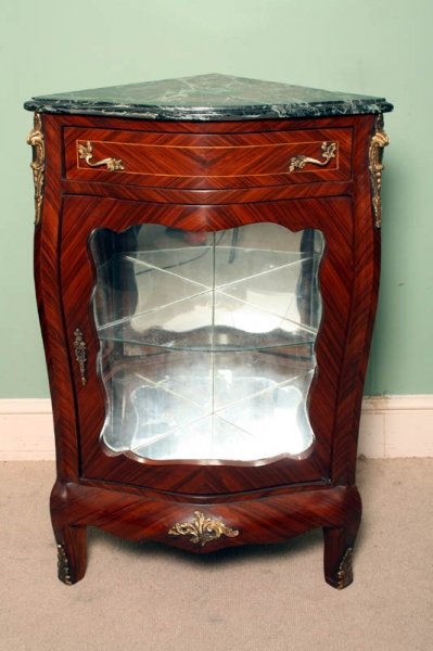 Louis XVI  rosewood Glass Corner Display Cabinet | Ref. no. 02223 | Regent Antiques