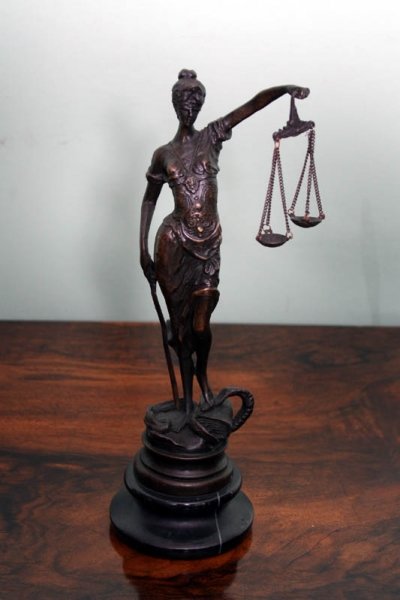 Small Stunning Bronze Lady Justice Statue Judicia | Ref. no. 02378 | Regent Antiques