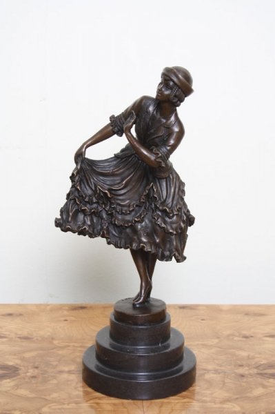 Charming Art Deco Bronze Dancing Girl Colinet | Ref. no. 02437 | Regent Antiques