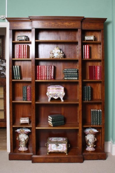 Sheraton Breakfront Open Bookcase Adjustable Shelves | Ref. no. 02512 | Regent Antiques