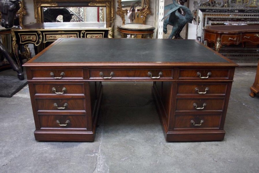 Huge Antique Edwardian Mahogany Pedestal Desk c.1900 | Ref. no. 02515 | Regent Antiques