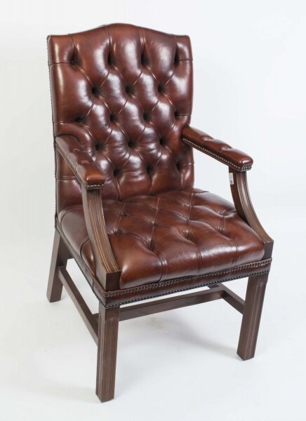 Bespoke English Handmade Gainsborough Leather Desk Chair | Ref. no. 05144 | Regent Antiques