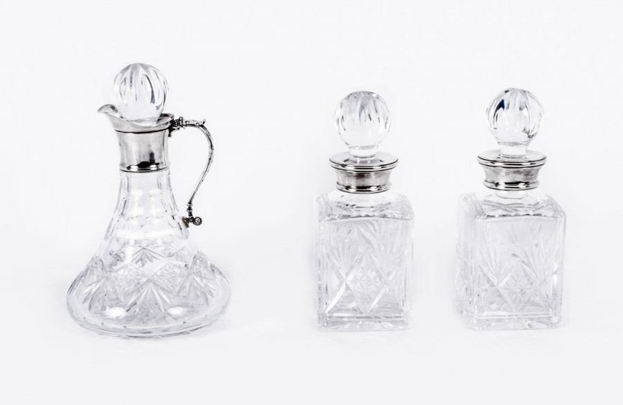 Set cut glass decanters | decanters with silver collars | Ref. no. 07458 | Regent Antiques