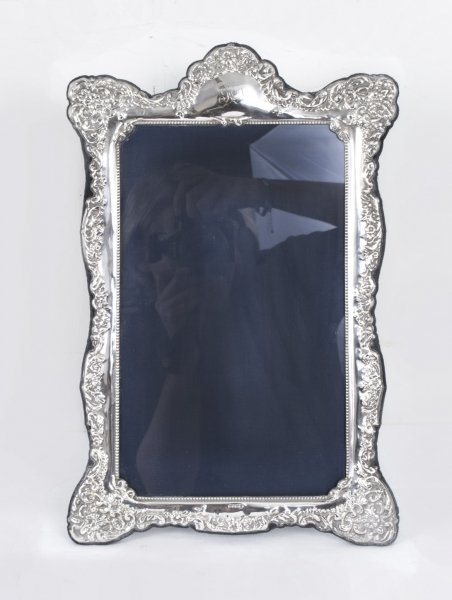 Vintage Classic Large Stylish Sterling Silver Photo Frame | Ref. no. 07730 | Regent Antiques