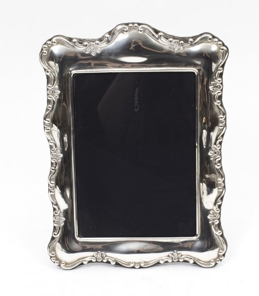 Elegant Edwardian Style Stering Silver Photo Frame | Ref. no. 07798 | Regent Antiques