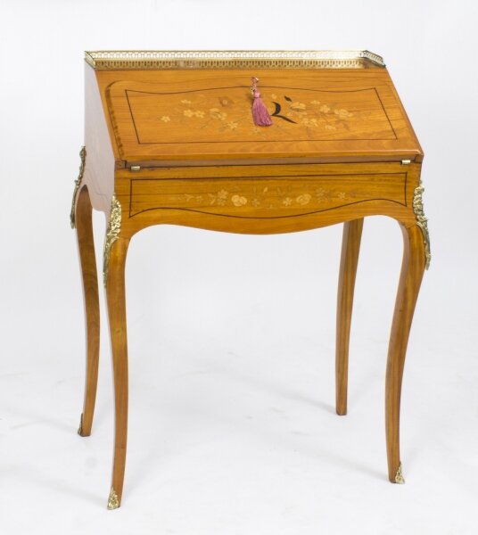 Antique Bureau De Dame | Victorian Bureau De Dame | Ref. no. 07939 | Regent Antiques