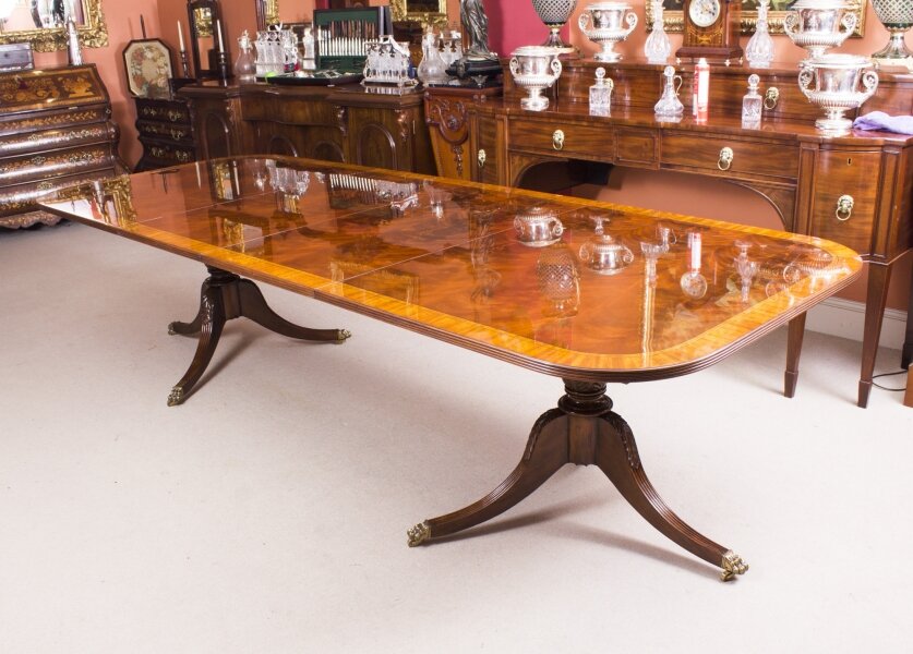 Regency Dining Table | Flame Mahogany Dining Table | Ref. no. 08055c | Regent Antiques