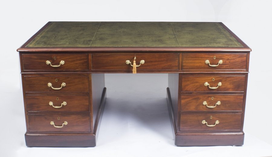 Georgian partners pedestal desk | Ref. no. 08386 | Regent Antiques