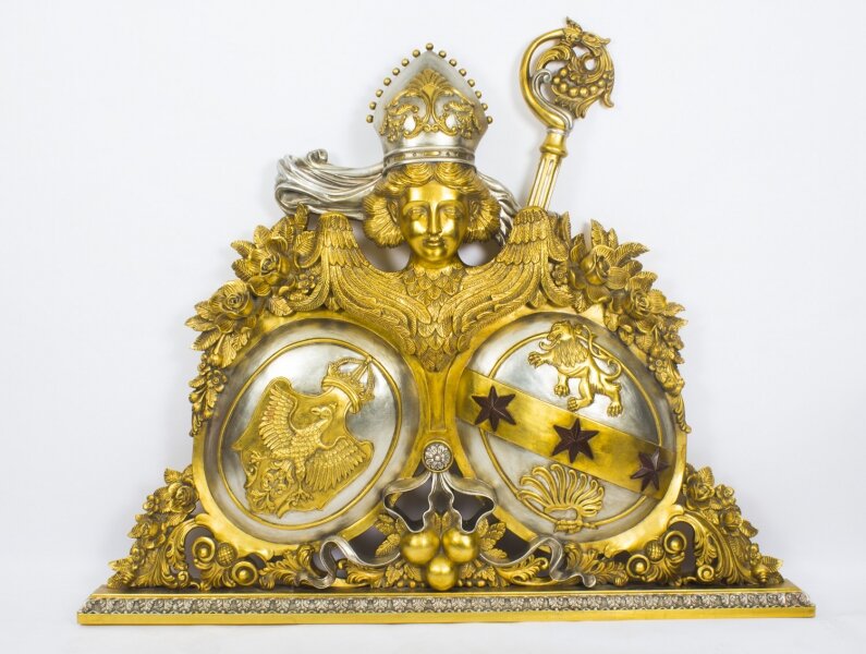 Heraldic Hapsburg Carved Giltwood  Papal Coat of Arms  20th C | Ref. no. 08762 | Regent Antiques