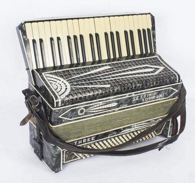 Vintage Italian  Settimio Soprani III gray pearl accordion | Ref. no. 08829 | Regent Antiques
