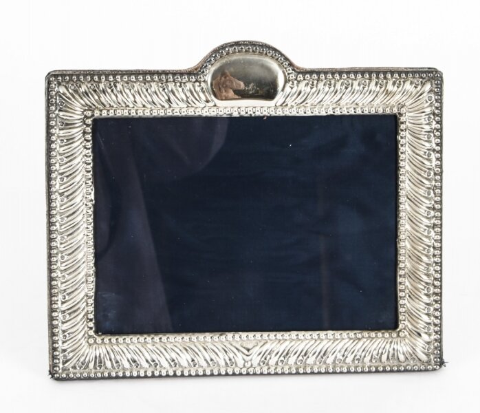 Vintage English Sterling Silver Photo Frame by Carrs of Sheffield 1986 20th C | Ref. no. A2168e | Regent Antiques