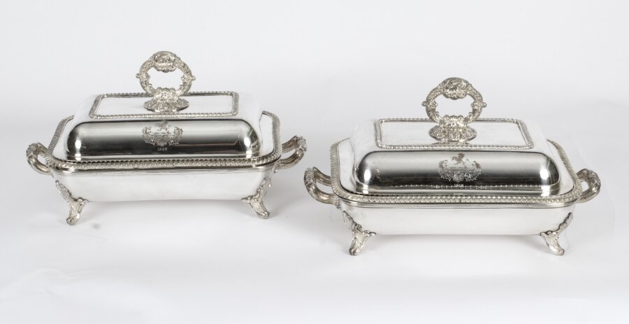 Antique Pair of English Silver Plated Entrée Dishes Mid 19th Century Antique Pair of English Silver Plated Entrée Dishes Mid 19th Century | Ref. no. A2763 | Regent Antiques