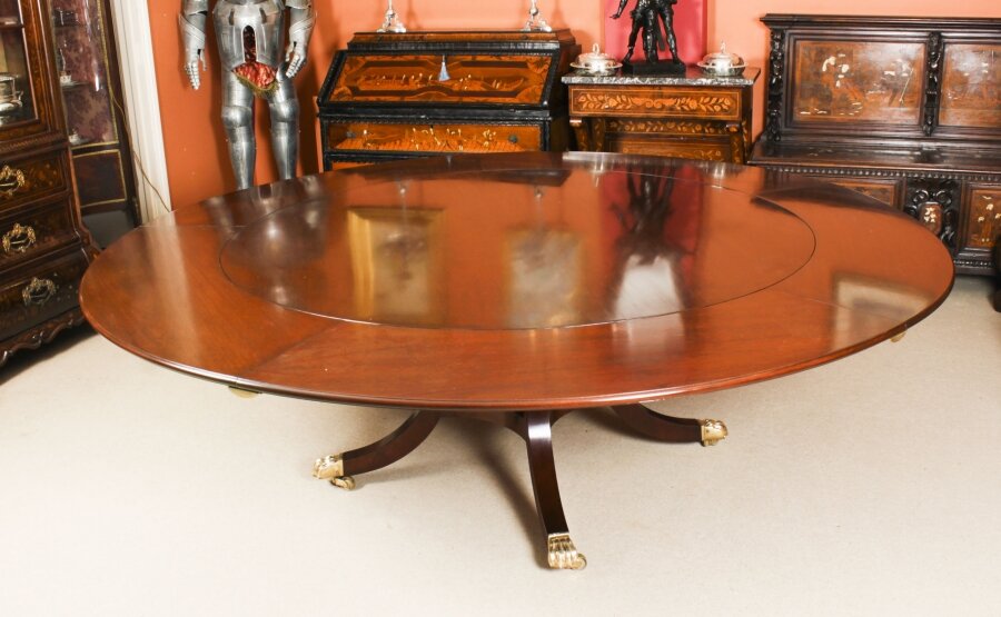 Vintage 7ft4 " Diameter Jupe Dining Table by William Tillman  20th C | Ref. no. A2909 | Regent Antiques