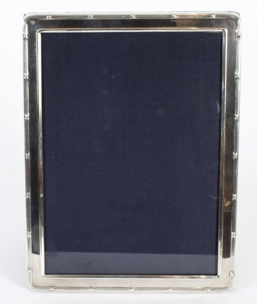 Vintage Sterling Silver Photo Frame London  20th C   21x16cm | Ref. no. A3007b | Regent Antiques