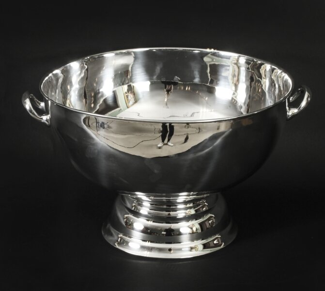 Antique 14" Art Deco Silver Plate on Copper Champagne Wine Cooler 19th C Antique 14" Art Deco Silver Plate on Copper Champagne / Wine Cooler 19th C | Ref. no. A3611 | Regent Antiques