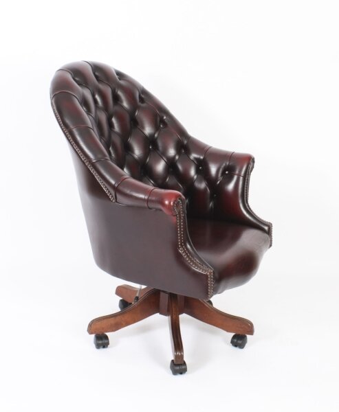 Vintage English Hand Made Leather Directors Desk Chair 20th C | Ref. no. A3713a | Regent Antiques